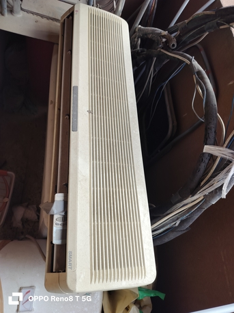 Hara, Air Conditioners, SAR 2000,  Split AC LG Company  And Gizar Good Condition