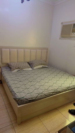 Riyadh, Furniture, SAR 1200,  Dinning Table With 5 Chairs(400) And 2 Bed King Size With Mattress Each Bed (400sar)