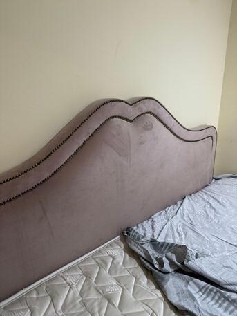 Al Malaz, Furniture, SAR 400,  King Size Good Quality BedSet With Spring Matress At Reasonable Rate