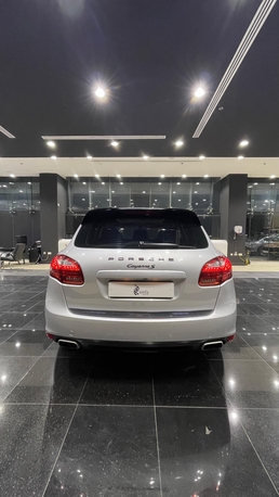 Sanabis, Vehicles, Cars & Trucks , BHD 4300,  Porsche Cayenne S,  2011,  Automatic,  127000 KM,