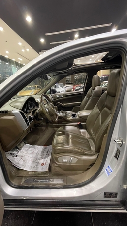 Sanabis, Vehicles, Cars & Trucks , BHD 4300,  Porsche Cayenne S,  2011,  Automatic,  127000 KM,