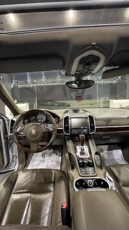 Sanabis, Vehicles, Cars & Trucks , BHD 4300,  Porsche Cayenne S,  2011,  Automatic,  127000 KM,