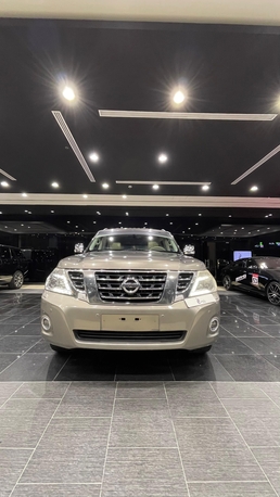Sanabis, Vehicles, Cars & Trucks , BHD 6700,  Nissan Patrol,  2014,  Automatic,  182000 KM,