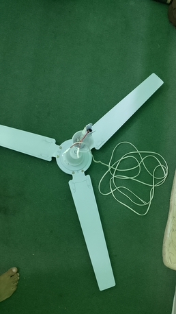 Riyadh, Electronics, SAR 200,  Sealing Fan And Electric Heat Plate