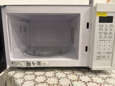 Riyadh, Appliances, SAR 300,  GE Microwave Oven (0.9 Cu Ft &ndash; 800W) For Sale