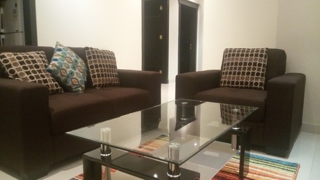 Irqah, Furniture, SAR 70,  Elegant GLASS TABLE From Home Centre