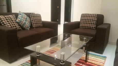 Irqah, Furniture, SAR 70,  Elegant GLASS TABLE From Home Centre