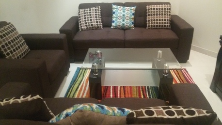 Irqah, Furniture, SAR 70,  Elegant GLASS TABLE From Home Centre