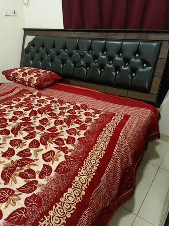 Al Shemaysi, Furniture, SAR 200,  King Size Bed