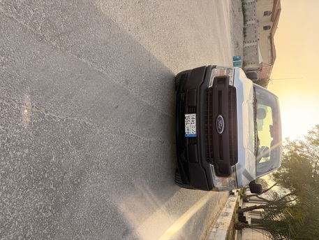 Riyadh, Vehicles, Cars & Trucks , Sar 95000,  Ford F-150,  2018,  Automatic,  63000 KM,  Ford F- L150 Good Condition