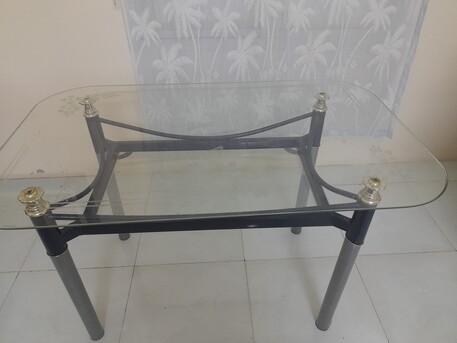 Riffa, Appliances, BHD 7,  Dining Table Without Chair For Sale (glass Type )