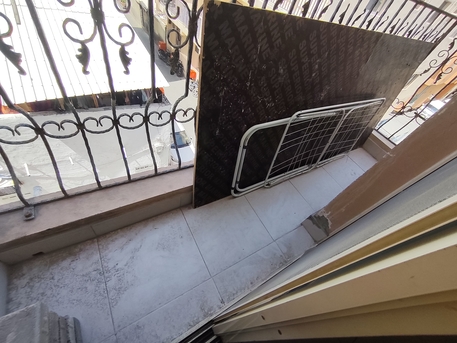 Salmaniya, Apartments, Flats, Houses & Villas, BHD 230/year,  2 BR,  Salmaniya:- 2Bhk Semifurnished Flat On Rent With Ewa..