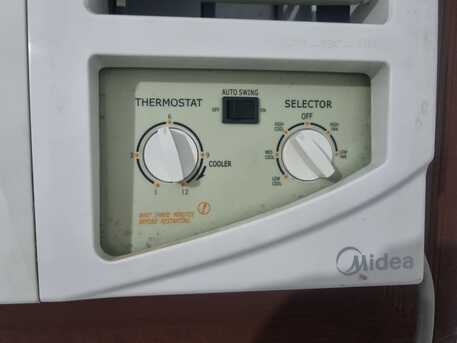 Riyadh, Household Items, SAR 700,  Air Conditioner 700  Each