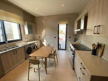 Amman, Apartments, Flats, Houses & Villas, JOD 25000/year,  Furnished,  3 BR,  200 Sq. Meter,  Elegant Apartment For Rent In Jabal Amman