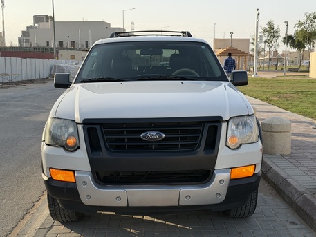 Riyadh, Vehicles, Cars & Trucks , SAR 1700,  Ford Explorer,  2008,  Automatic,  281 KM,   Ironman Edition