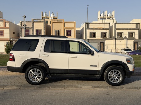 Riyadh, Vehicles, Cars & Trucks , SAR 1700,  Ford Explorer,  2008,  Automatic,  281 KM,   Ironman Edition