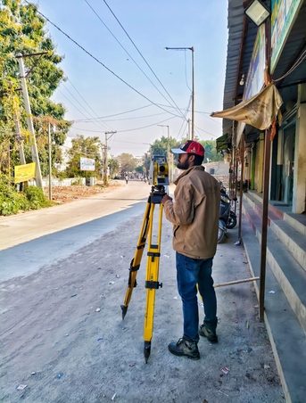 Jubail, Job Seekers, Land Surveyor Available | 5 Years Experience | Construction & Layout