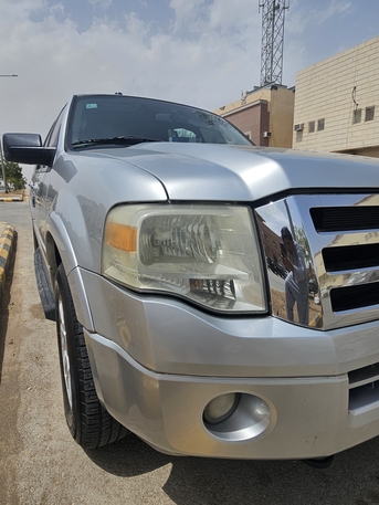 Riyadh, Vehicles, Cars & Trucks , Ford Expedition XLT,  2012,  Automatic,  334000 KM,  Ford Expedition