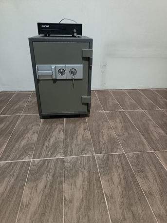 Hofuf, Machinery, SAR 300,  I Want To Sell Brand New Conditions 2 Cash Lockers