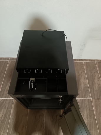 Hofuf, Machinery, SAR 300,  I Want To Sell Brand New Conditions 2 Cash Lockers