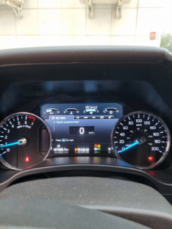 Riyadh, Vehicles, Cars & Trucks , SAR 139000,  Ford Expedition XLT,  2019,  Automatic,  98000 KM,    2WD - Clean And Well Maintained