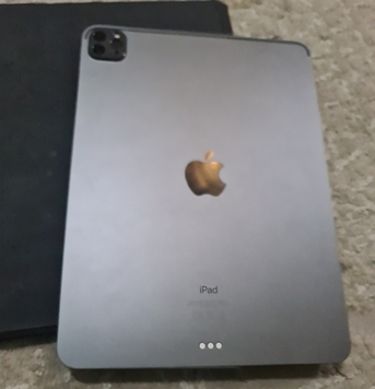 Al Malaz, Tablet Computers, SAR 3000,  Tablet Apple Pro Max And Gimble