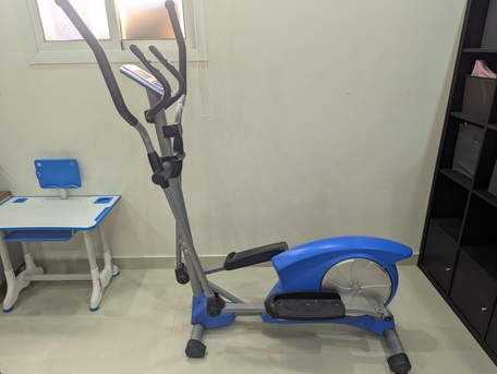 Al Aziziyah, Heavy Equipment, SAR 500,  HouseFit Elliptical Cross Trainer &ndash; Only SAR 500 (Quick Sale!)