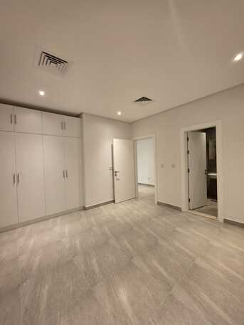 Kuwait City, Apartments, Flats, Houses & Villas, KWD 1300/month,  4 BR,  Ground Floor Apartment For Rent In Qadisiyah With A Private Entrance