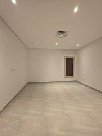 Kuwait City, Apartments, Flats, Houses & Villas, KWD 1300/month,  4 BR,  Ground Floor Apartment For Rent In Qadisiyah With A Private Entrance