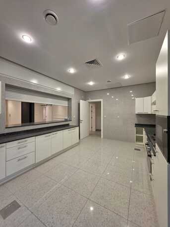 Kuwait City, Apartments, Flats, Houses & Villas, KWD 1300/month,  4 BR,  Ground Floor Apartment For Rent In Qadisiyah With A Private Entrance