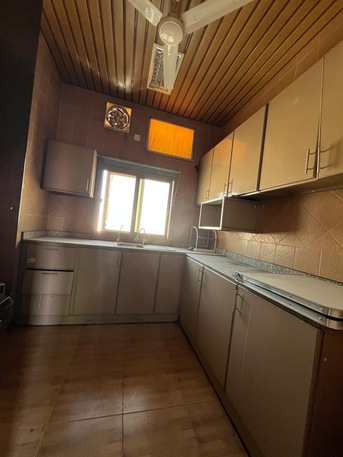 Manama, Apartments, Flats, Houses & Villas, BHD 130/month,  2 BR,  Flat For Rent