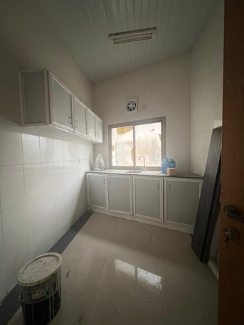 Salmaniya, Apartments, Flats, Houses & Villas, BHD 200/month,  3 BR,  Flat For Rent