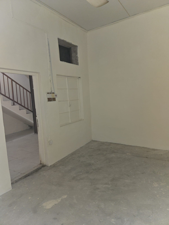 Manama, Apartments, Flats, Houses & Villas, BHD 390/year,  6 BR,  House In Manama For Rent