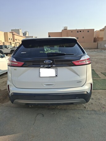 Riyadh, Vehicles, Cars & Trucks , SAR 92000,  Ford Edge,  2022,  Automatic,  63000 KM,   AWD  For Sale &ndash; Excellent Condition