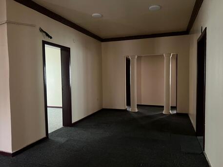 Salmaniya, Apartments, Flats, Houses & Villas, BHD 300/month,  5 BR,  Balcony | Big Hall | Families Appartment