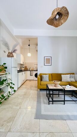 Amman, Apartments, Flats, Houses & Villas, JOD 500/month,  Furnished,  1 BR,  Fully Furnished Apartment For Rent In Lweibdeh With Great Price