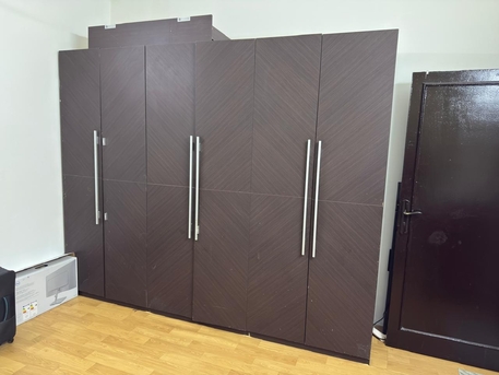 Hara, Furniture, SAR 400,  King Size Bed And A Huge Wardrobe For Sell