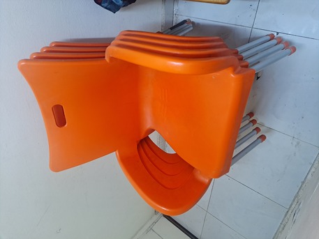 Jeddah, Items Wanted, Chairs