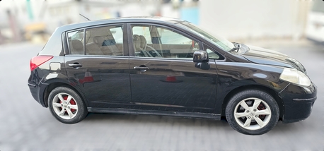 Manama, Vehicles, Cars & Trucks , BHD 1400,  Nissan Tiida,  2012,  Automatic,  232000 KM,   Hatchback  (Black)