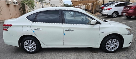 Rabigh, Vehicles, Cars & Trucks , SAR 19000,  Nissan Sentra,  2015,  Automatic,  302000 KM,