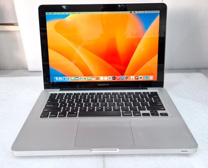 Manama, Computers, BHD 68,  MacBook Pro Core I5 13" HD LED Display 8GB RAM + 320GB HDD Ready To Use Very Good Working