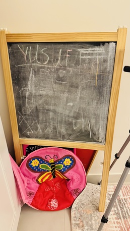 Riyadh, Furniture, SAR 60,  Black N White Board