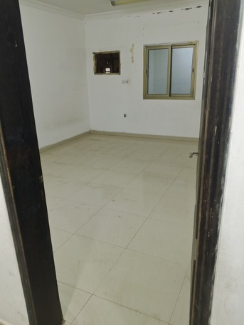 Jubail, Rooms for Rent, 200020 Sq. Meter,  One Room Available For Rent Near Shoula Mata Jubail Contact Number. +966582932505