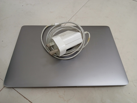 Jubail, Computers, SAR 1450,  Apple Macbook Pro 2017