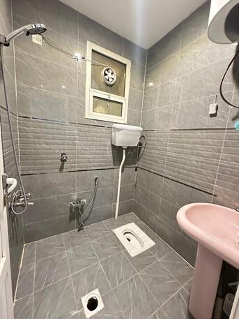 Riyadh, Apartments, Flats, Houses & Villas, Furnished,  A 2-bedroom Apartment Is Available. One Room Is Already Occupied, And One Room Is Vacant F