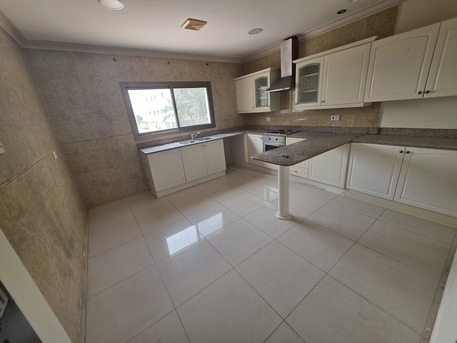 Mahooz, Apartments, Flats, Houses & Villas, BHD 300/month,  Furnished,  2 BR,  BHD:300/month SEMI FURNISHED 2BHK APARTMENT FOR RENT IN MAHOOZ -: MUNEEB *35041493