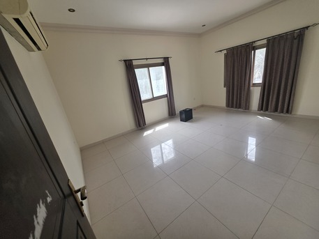 Mahooz, Apartments, Flats, Houses & Villas, BHD 300/month,  Furnished,  2 BR,  BHD:300/month SEMI FURNISHED 2BHK APARTMENT FOR RENT IN MAHOOZ -: MUNEEB *35041493
