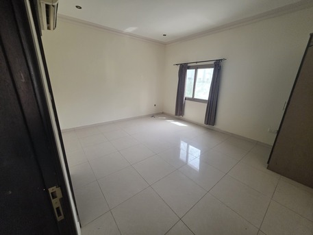 Mahooz, Apartments, Flats, Houses & Villas, BHD 300/month,  Furnished,  2 BR,  BHD:300/month SEMI FURNISHED 2BHK APARTMENT FOR RENT IN MAHOOZ -: MUNEEB *35041493