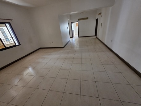 Mahooz, Apartments, Flats, Houses & Villas, BHD 250/month,  3 BR,  BHD:250/month UN FURNISHED 3BHK APARTMENT FOR RENT IN MAHOOZ -: MUNEEB *35041493
