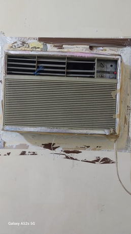 Riyadh, Air Conditioners, SAR 800,  For Sale: 2 Window AC Units &ndash; Excellent Condition ❄️